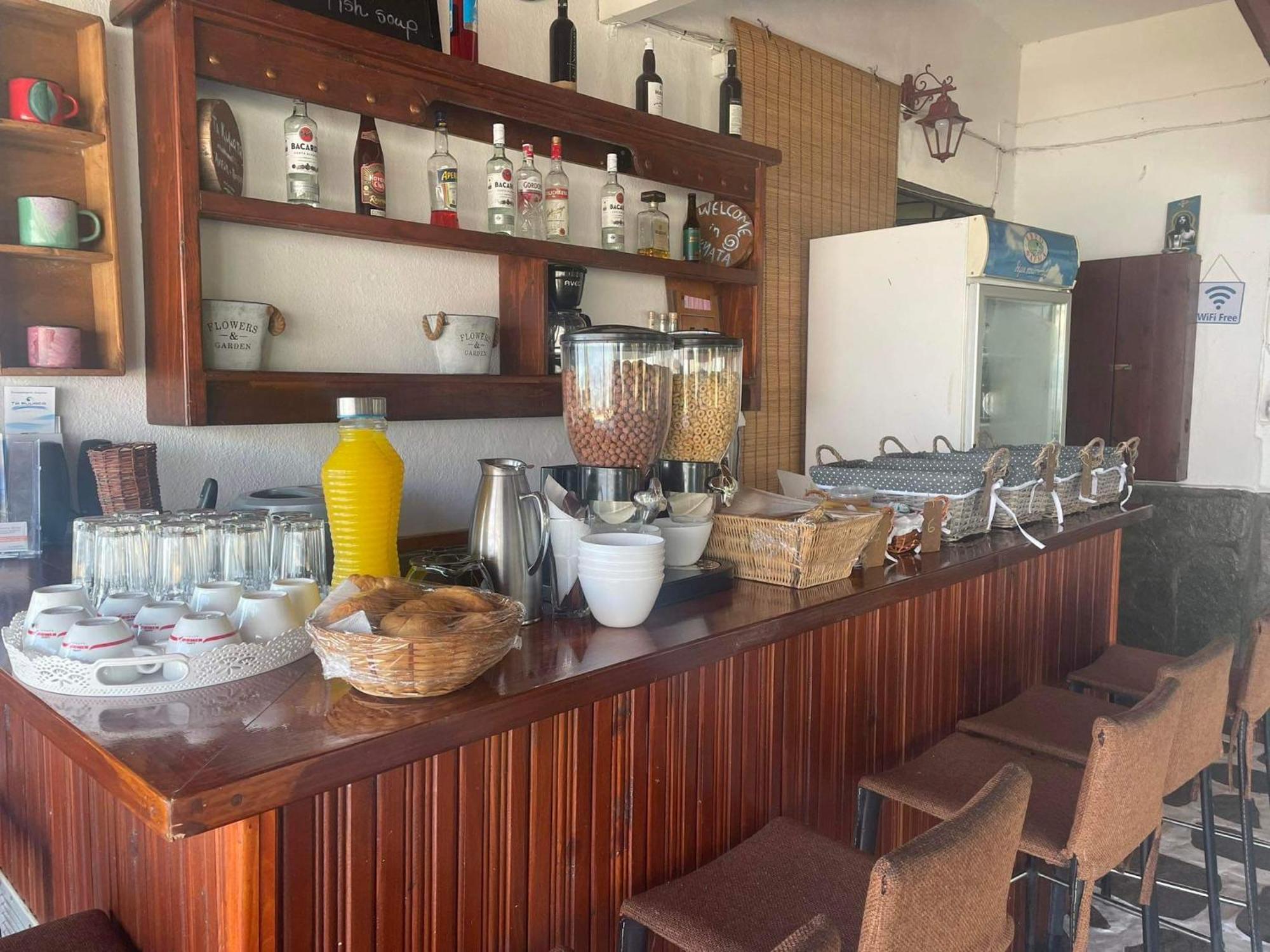 Kymata Hotel Palaiopoli  Екстериор снимка